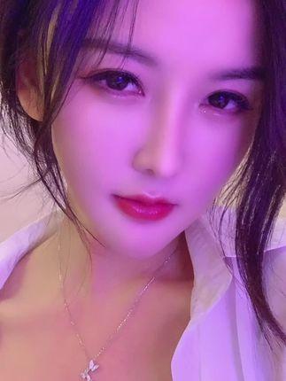 快手上的夏天的小雪，她如何通过快手吸引大量粉丝