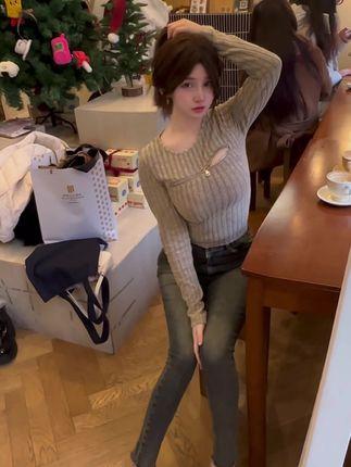 奔跑的晶骡儿微密圈作品资源，展现令人叹为观止的身材颜值