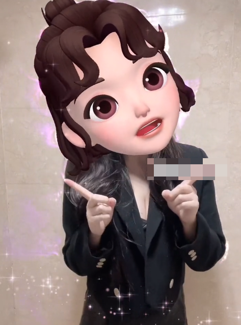 草莓熊微密圈精选作品露脸图片来了，就爱简单的秀身材！