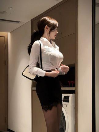 尤蜜荟性感女神周妍希紫色连衣裙搭配黑丝系列户外写真,让你目不转睛 尤蜜荟性感女神周妍希紫色连衣裙搭配黑丝系列户外写真,让你目不转睛