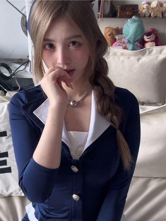 八酱微密圈30万粉丝表情老到位了，八酱作品为何如此受欢迎？揭秘原因