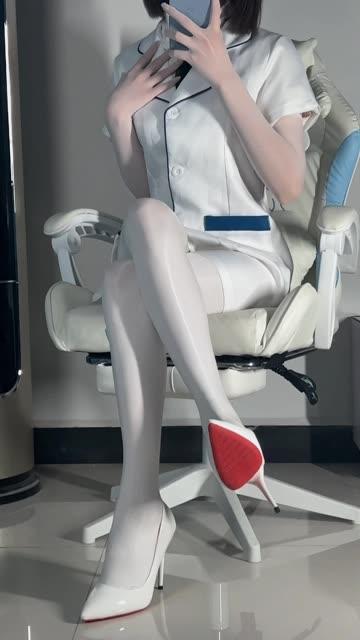 白龙猫女抖音账号封禁原因解析,白龙猫女账号被封全过程揭秘 白龙猫女抖音账号封禁原因解析,白龙猫女账号被封全过程揭秘