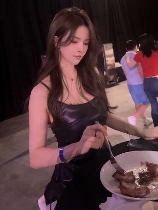 希希Gina在社交媒体上的活跃度如何?分析希希Gina的社交表现 希希Gina在社交媒体上的活跃度如何?分析希希Gina的社交表现