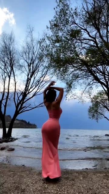 鹿瑶本瑶微密圈中的绝美作品（鹿瑶本瑶微密圈付费资源分享）