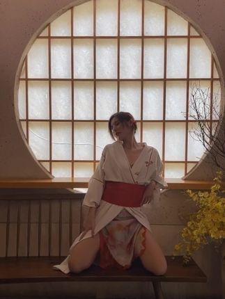 就是阿朱啊后面的人叫什么?探寻阿朱背后神秘人物身份 就是阿朱啊后面的人叫什么?探寻阿朱背后神秘人物身份