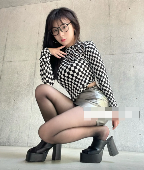 如何看待抖音网红安泥微密圈精选作品资源