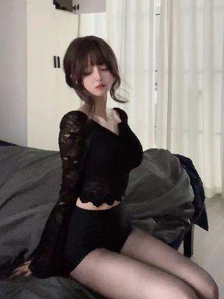 小马漫漫的定制作品大全，如何定制她的专属内容？