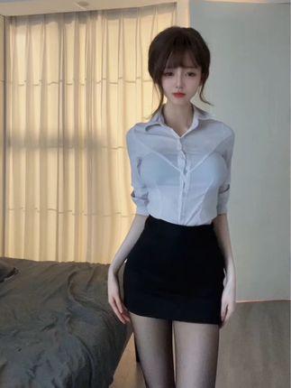 小马漫漫定制视频多少钱，了解她定制内容的价格与价值