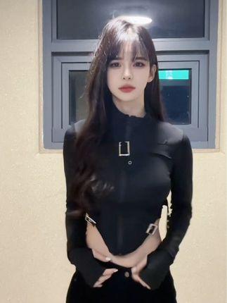 李梦琳UN微密圈作品资源流出，展现个人风格与时尚魅力