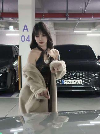 李梦琳UN微密圈作品资源流出，展现个人风格与时尚魅力