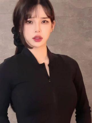 李梦琳UN微密圈作品资源流出，展现个人风格与时尚魅力