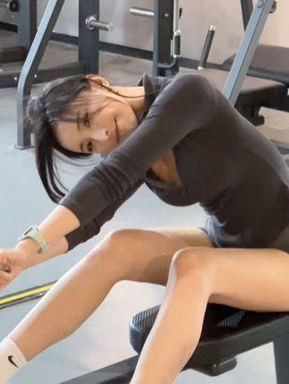 李嘉欣97微博内容解读,深度分析微博背后的意义 李嘉欣97微博内容解读,深度分析微博背后的意义