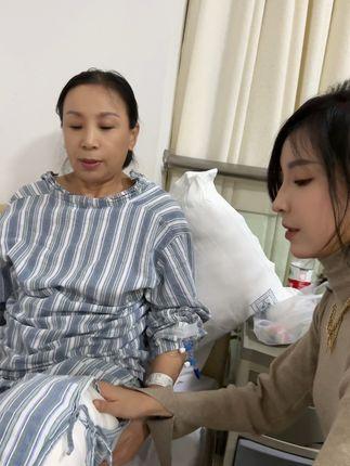 李嘉欣97微博内容解读,深度分析微博背后的意义 李嘉欣97微博内容解读,深度分析微博背后的意义