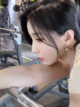 李嘉欣97微博内容解读,深度分析微博背后的意义 李嘉欣97微博内容解读,深度分析微博背后的意义