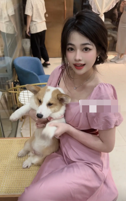 抖音欧yy微密圈付费私密图流出，非常柔软可爱！