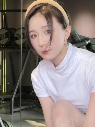 李嘉欣97直播回放全集,错过的精彩瞬间尽在此处! 李嘉欣97直播回放全集,错过的精彩瞬间尽在此处!
