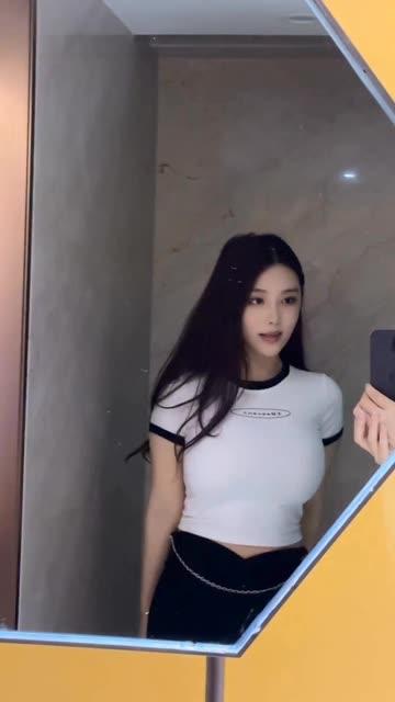 美了个滢是童锦程旗下吗?抖音网红背后的故事 美了个滢是童锦程旗下吗?抖音网红背后的故事