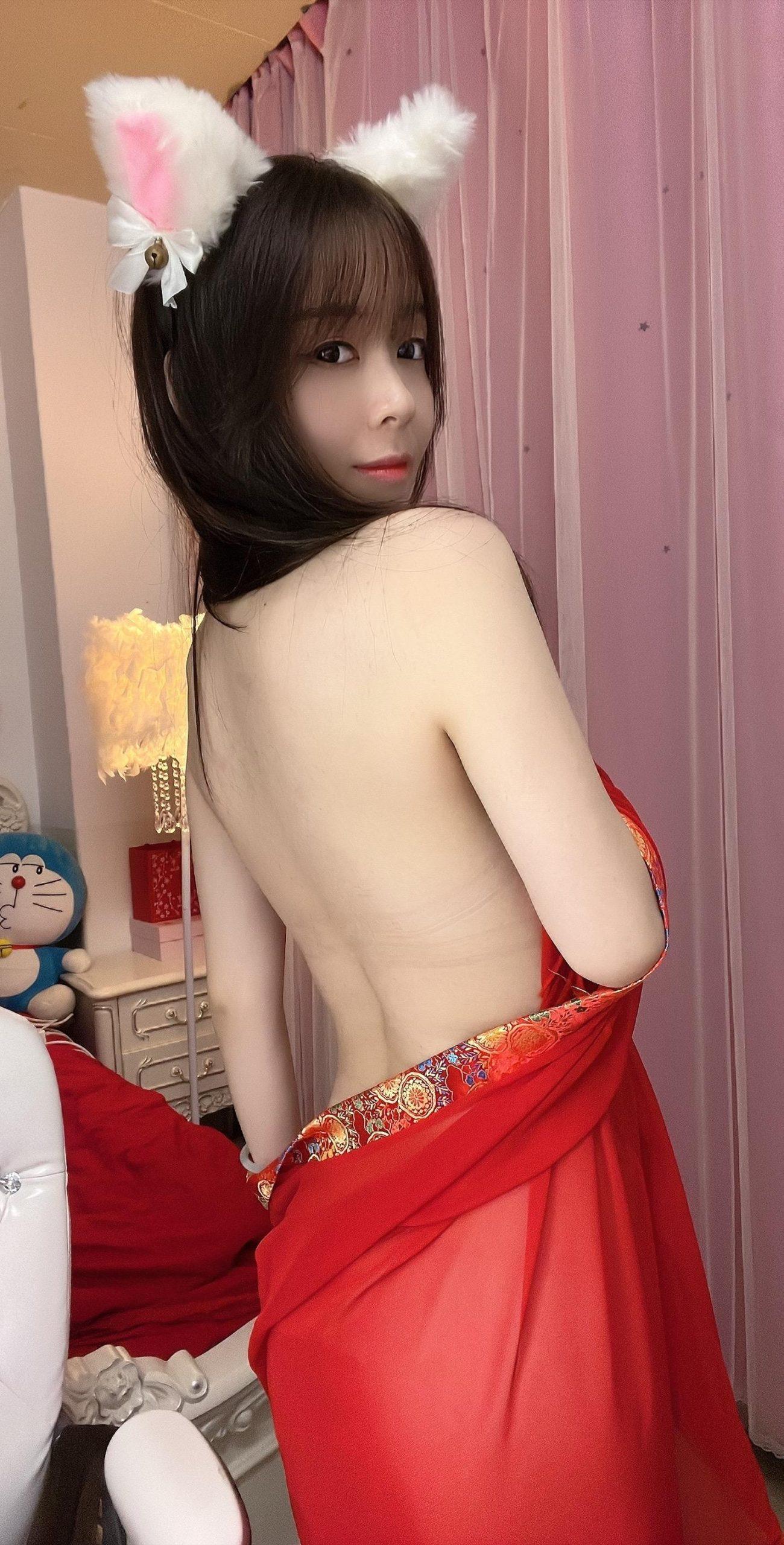 抖音七七仙女微密圈照片资源,红色风格喜庆幸福 抖音七七仙女微密圈照片资源,红色风格喜庆幸福