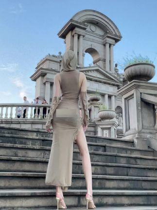 谨一的高挑身材与独特魅力，微密圈作品令人叹为观止