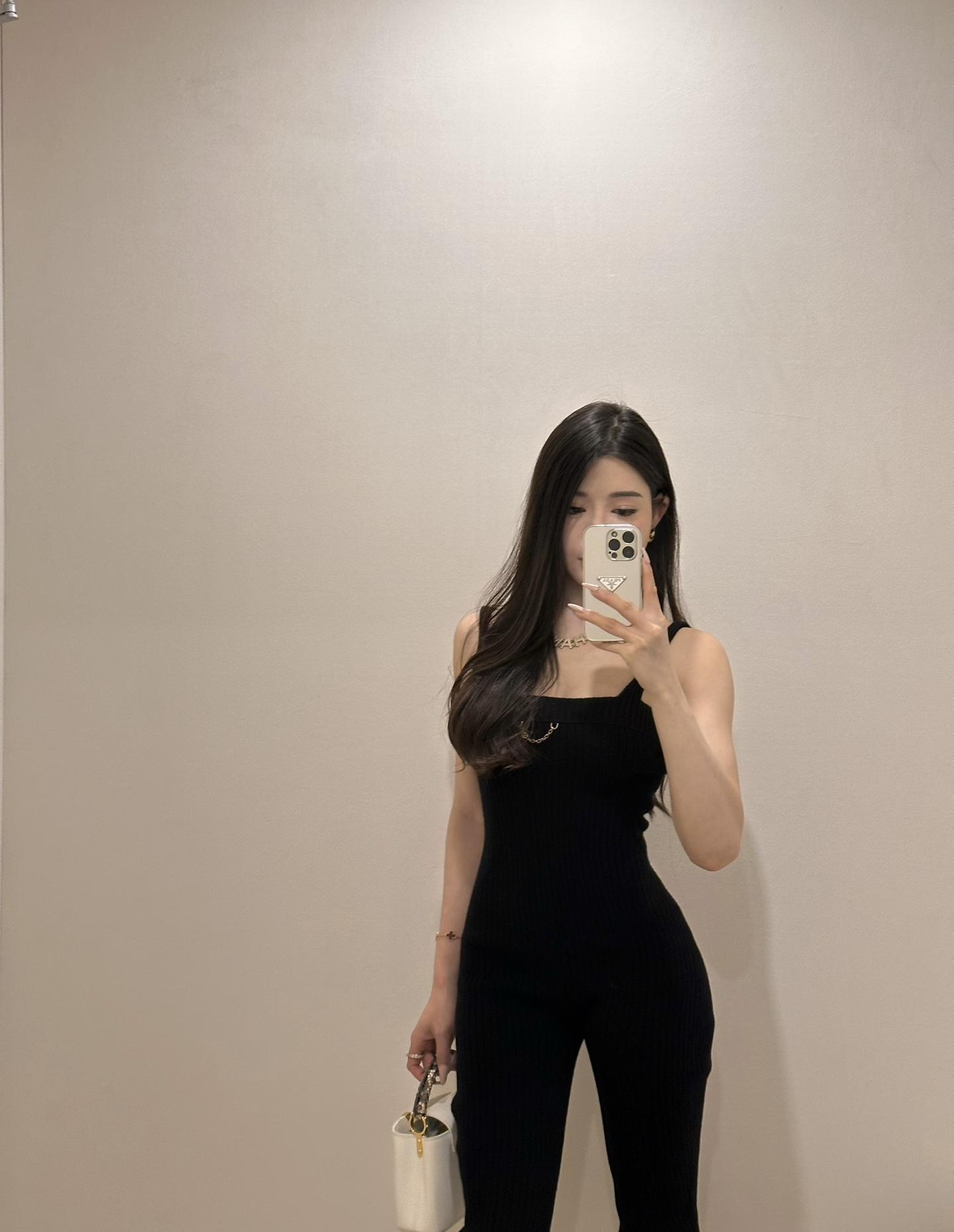 微密圈中超有料健身女神金希儿介绍，性感风采魅力四射