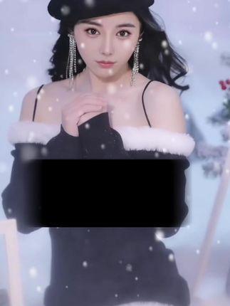 猪小七实际身材揭秘探寻她真实的身材，猪小七的身材真相大揭秘