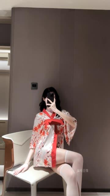 如何评价麻利亚辣?麻利亚辣微密图集下载,网友热评麻利亚辣作品合集 如何评价麻利亚辣?麻利亚辣微密图集下载,网友热评麻利亚辣作品合集