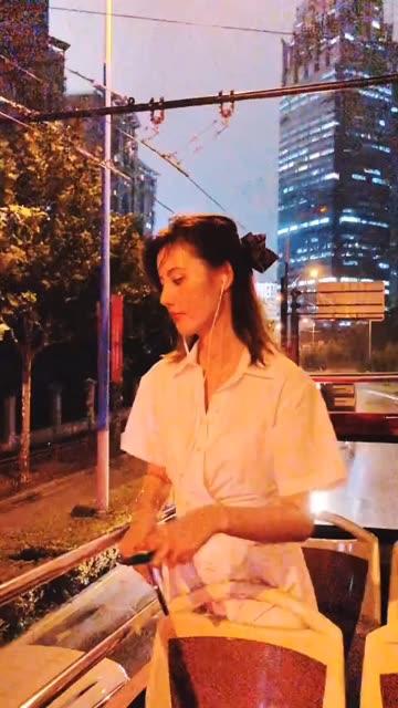 网红就是阿朱啊打扰电竞男友打游戏,其捣乱的下场写真照图片视频什么梗 网红就是阿朱啊打扰电竞男友打游戏,其捣乱的下场写真照图片视频什么梗