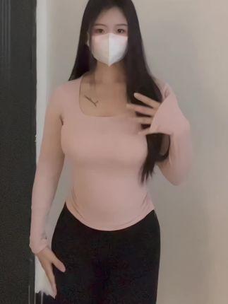 微胖身材的魅力展现，蒙蒙子微密圈作品资源打破刻板印象