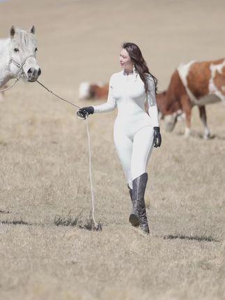 MIYA(米娅)内蒙古科目三,骑马上路的惊险体验 MIYA(米娅)内蒙古科目三,骑马上路的惊险体验