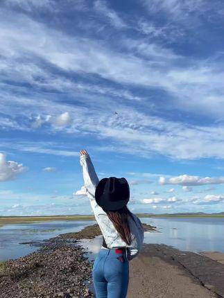 MIYA(米娅)内蒙古科目三,骑马上路的惊险体验 MIYA(米娅)内蒙古科目三,骑马上路的惊险体验