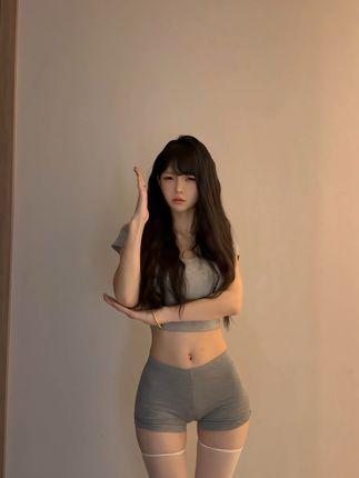 一只树懒直播跳舞集锦，她的才艺表演是否值得一看