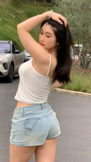 詹詹(詹妮)微密圈VIP下载，私密写真全集打包