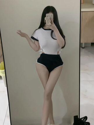 小芋泥yyy的时尚穿搭技巧，她的穿搭风格有哪些独特之处？