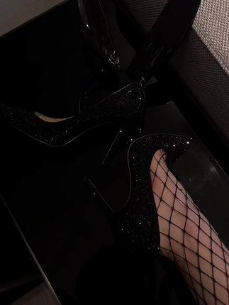 脸红Dearie鼎盛时期回顾,她的辉煌岁月有哪些亮点? 脸红Dearie鼎盛时期回顾,她的辉煌岁月有哪些亮点?