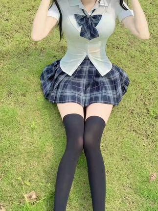 妮温柔#御姐风,包臀裙下的迷人魅力,解读妮温柔的御姐风格 妮温柔#御姐风,包臀裙下的迷人魅力,解读妮温柔的御姐风格