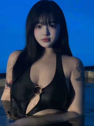 小u优优子微密圈作品的艺术价值（抖音小u优优子的微密圈精华）