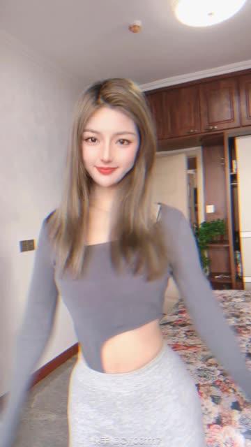 亚亚亚辰微密圈封面大曝光，惊艳画面