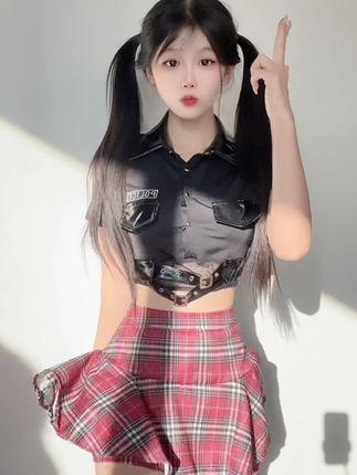 网红萱福晋觅圈资源作品合集,复古与简约的时尚碰撞 网红萱福晋觅圈资源作品合集,复古与简约的时尚碰撞