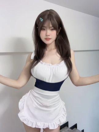 给乔买裙子微密圈作品资源的苗族服饰，展现自然之美的精致细节