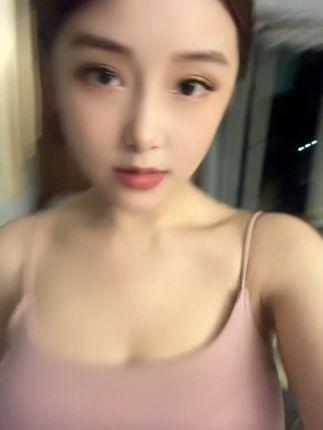 奶雯微密圈作品资源分享，时尚穿搭及生活方式的精粹分享