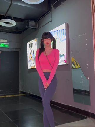 无欲无求的推土君微密圈作品资源，神秘风格颜值走红抖音平台