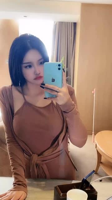 张鑫Amy的个人代表作品，她的创作风格与特点