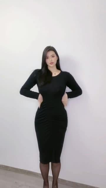 机智可爱肤白貌美的大兔兔的粉丝互动,她如何与粉丝互动? 机智可爱肤白貌美的大兔兔的粉丝互动,她如何与粉丝互动?