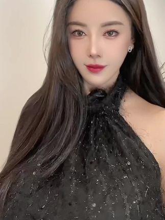 抖音猪小七的舞蹈视频为何火爆?猪小七性感舞姿的魅力 抖音猪小七的舞蹈视频为何火爆?猪小七性感舞姿的魅力