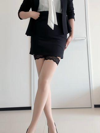 微密圈徐绾绾y黑丝套装绝美演绎，看御姐魅力如何爆发