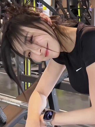 李嘉欣97微博更新,网红女神的最新动态分享 李嘉欣97微博更新,网红女神的最新动态分享