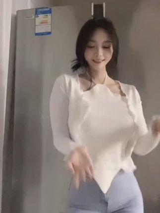 猪饲料ya微密圈极致诱惑写真作品,火辣撩人魅力四射精美图集动感视频 猪饲料ya微密圈极致诱惑写真作品,火辣撩人魅力四射精美图集动感视频