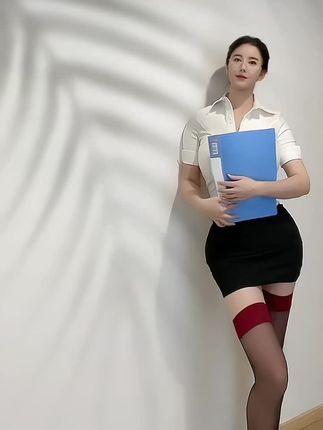 猪小七隐私泄露，猪小七隐私照片外泄背后的故事