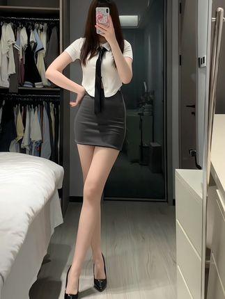 抖音林扣弦微密圈全解析,202万粉丝热衷的吊带写真 抖音林扣弦微密圈全解析,202万粉丝热衷的吊带写真