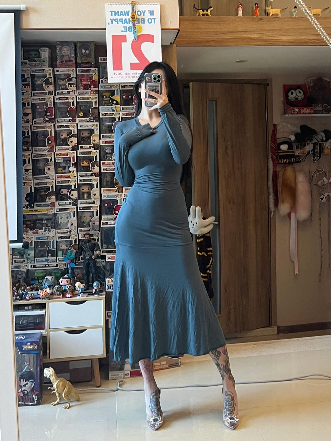 卡通百科老王的圈子照片，领略她的独特风采